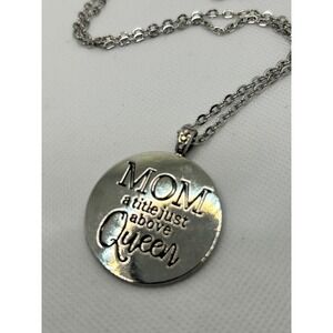 Paparazzi Silver Mom A Title Just Above Queen‎ Pendant Necklace Jewelry